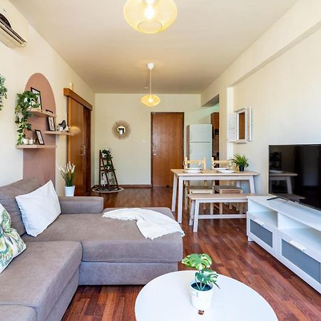 Celine'S 2 Bedrooms Apartment In Larnaca Center Esterno foto